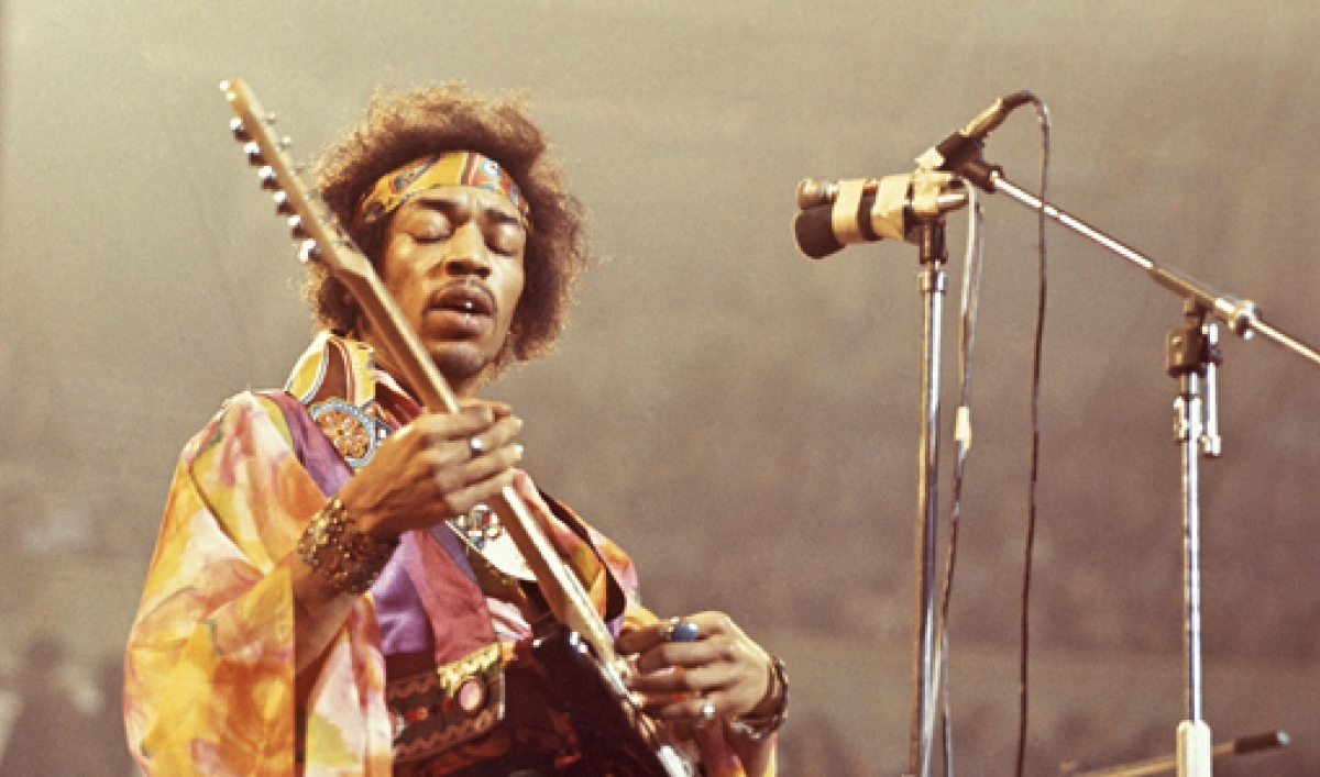 Lima Aktor Terbaik yang Memenuhi Syarat untuk Bermain Jimi Hendrix dalam Film Fitur