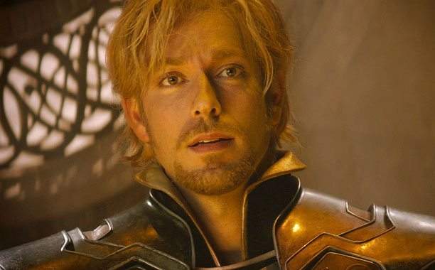 Zachary Levi Berharap Membawa Kembali Fandral Di Thor: Ragnarok